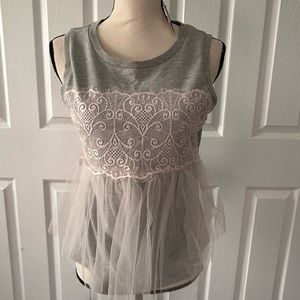 NWT Romeo & Juliet blouse